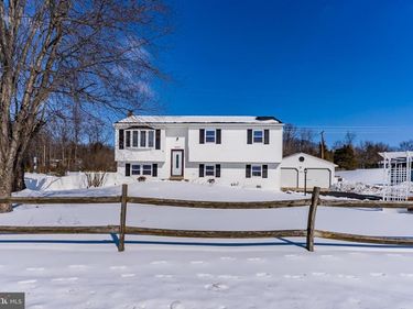 3370 GRANDVIEW DRIVE, YORK HAVEN, PA 17370