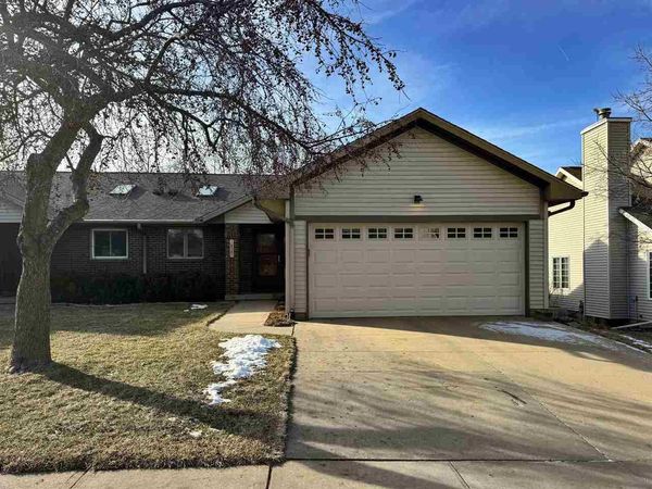 1925 Jeffrey Street, Iowa City, IA 52246