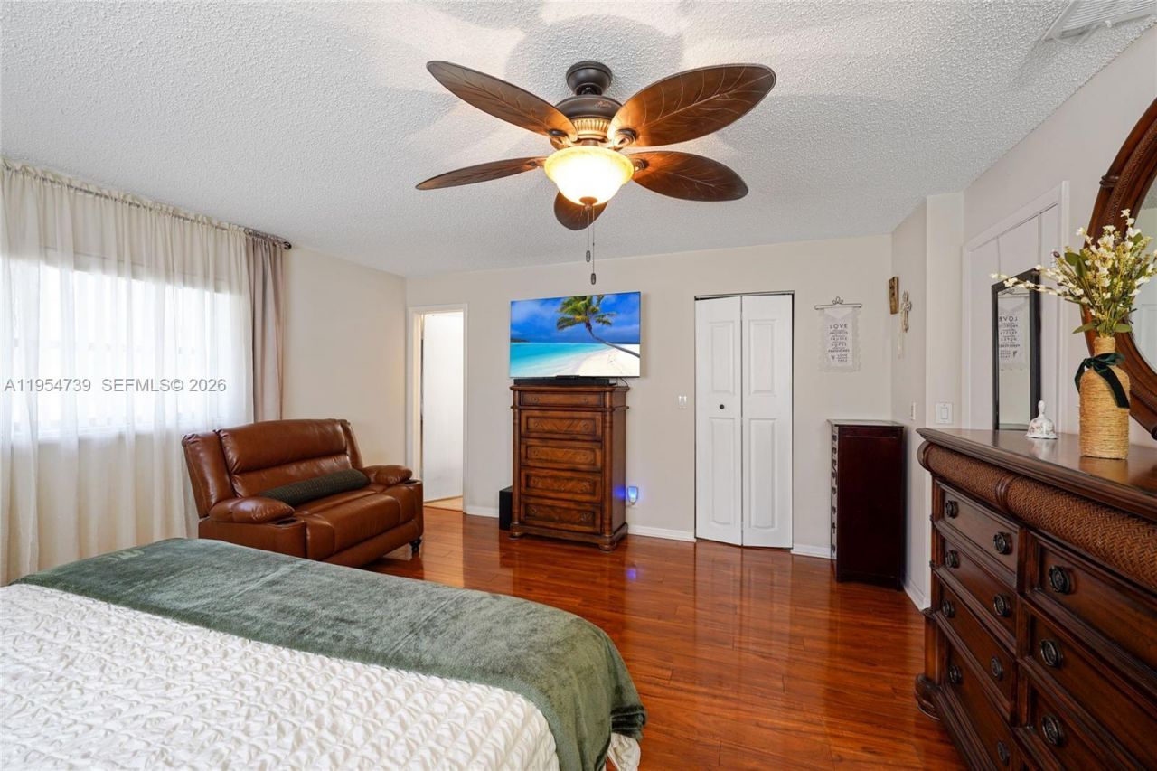 8507 NW 54th Ct, Lauderhill, FL 33351 Photo