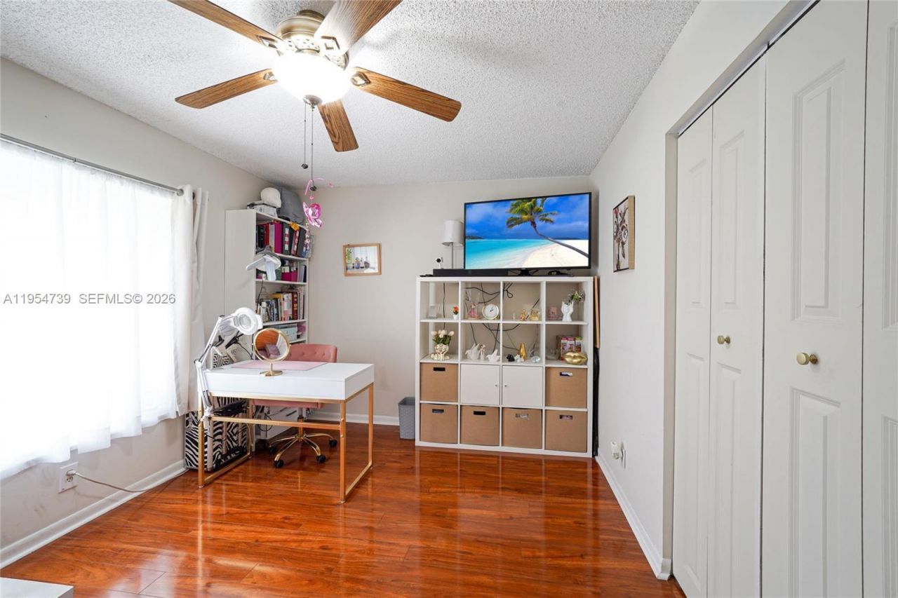 8507 NW 54th Ct, Lauderhill, FL 33351 Photo