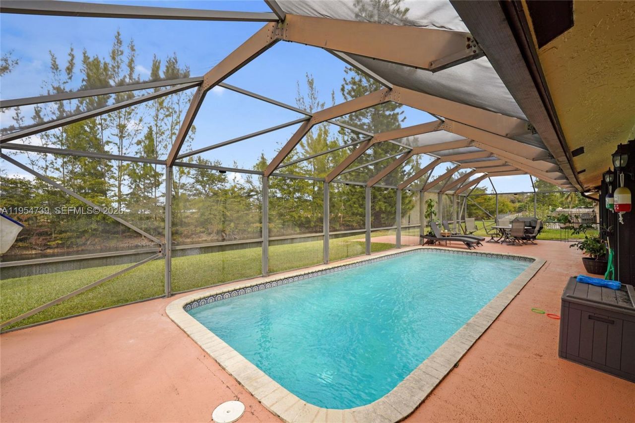 8507 NW 54th Ct, Lauderhill, FL 33351 Photo