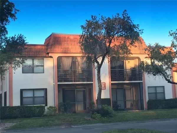 20815 NE 8th Ct , Unit 202-20, Miami, FL 33179