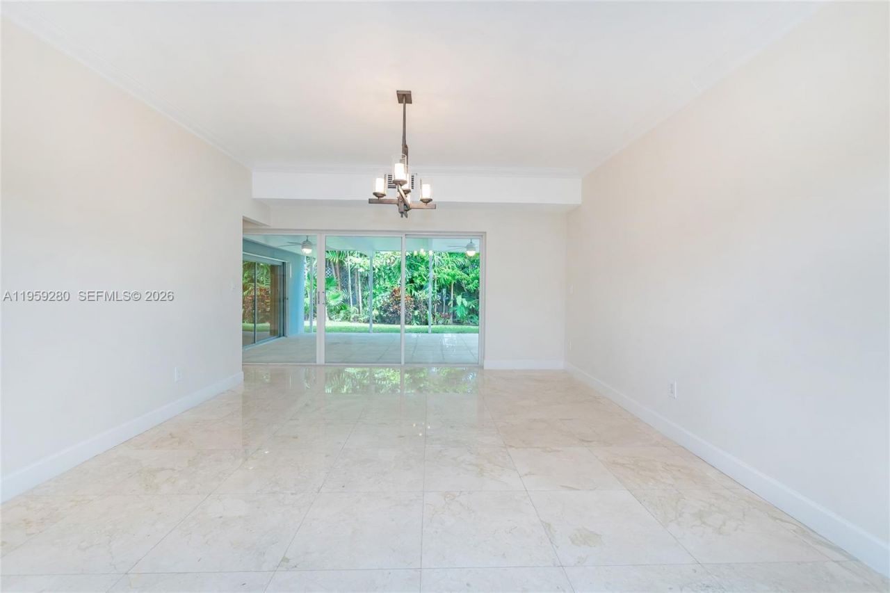 310 Harbor Ct, Key Biscayne, FL 33149 Photo