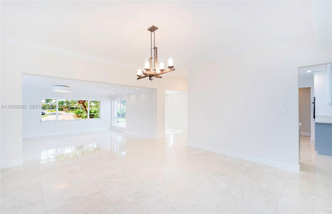 310 Harbor Ct, Key Biscayne, FL 33149 Photo