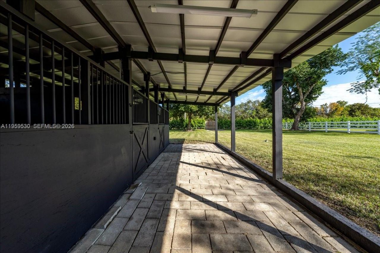 7705 SW 66th St, South Miami, FL 33143 Photo