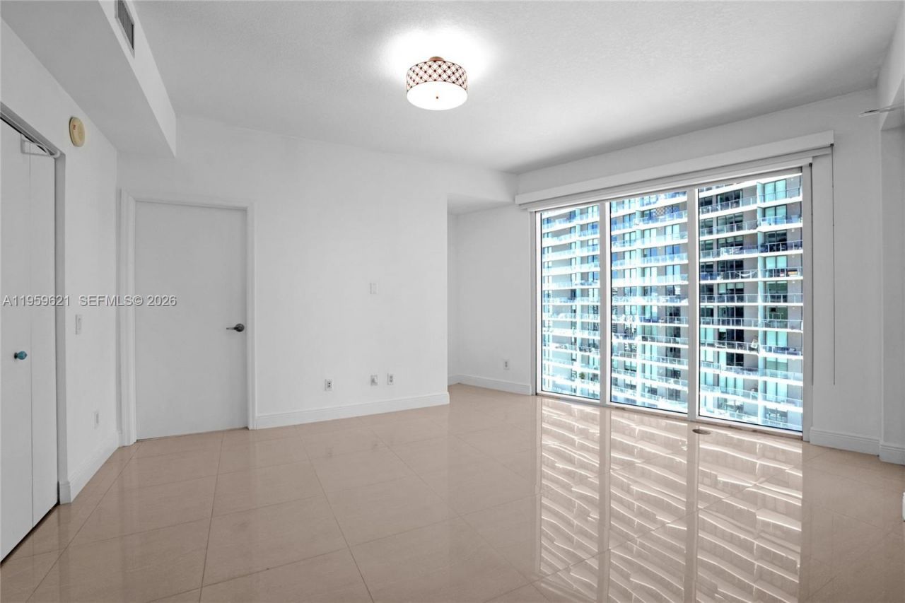 60 SW 13th St, Unit 1700, Miami, FL 33130 Photo