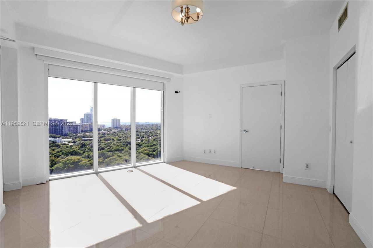 60 SW 13th St, Unit 1700, Miami, FL 33130 Photo