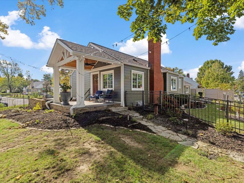 589 Clinton Heights Avenue, Columbus, OH 43202 Photo 1