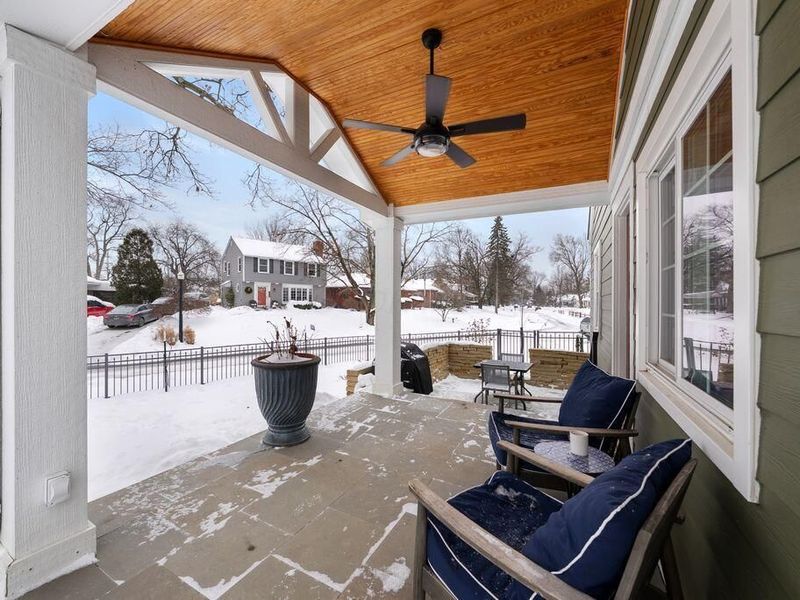 589 Clinton Heights Avenue, Columbus, OH 43202 Photo 10