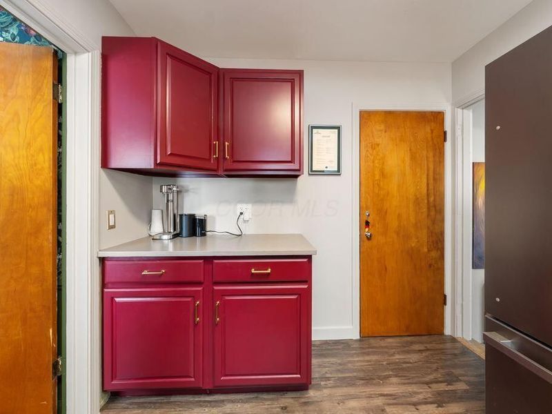 589 Clinton Heights Avenue, Columbus, OH 43202 Photo 28