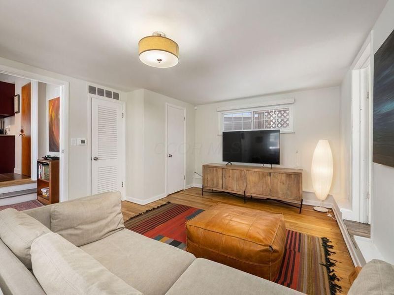 589 Clinton Heights Avenue, Columbus, OH 43202 Photo 32