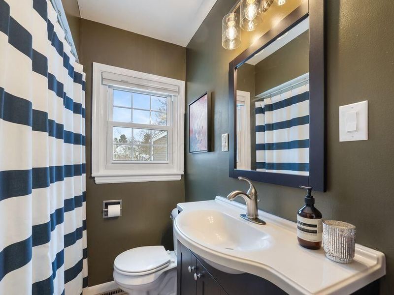 589 Clinton Heights Avenue, Columbus, OH 43202 Photo 40