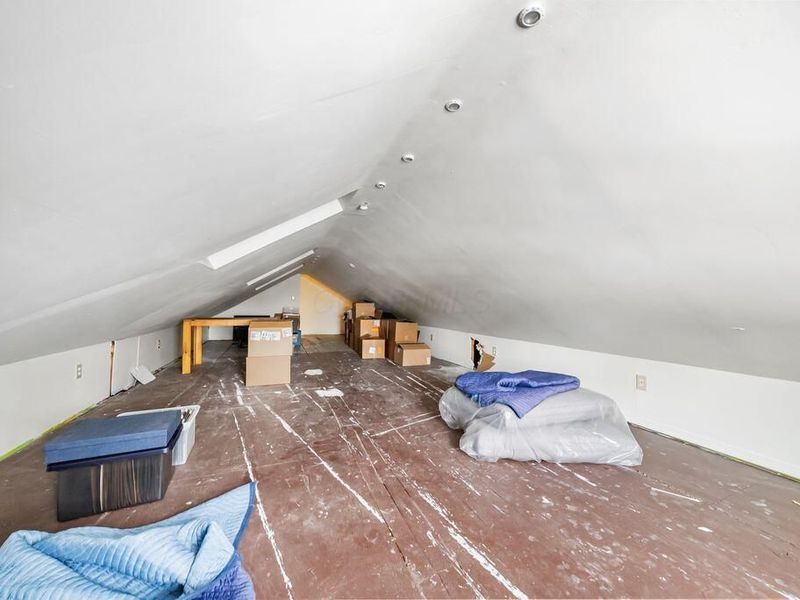 589 Clinton Heights Avenue, Columbus, OH 43202 Photo 46