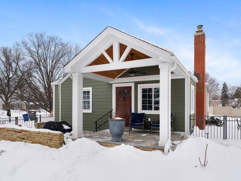 589 Clinton Heights Avenue, Columbus, OH 43202 Photo 7