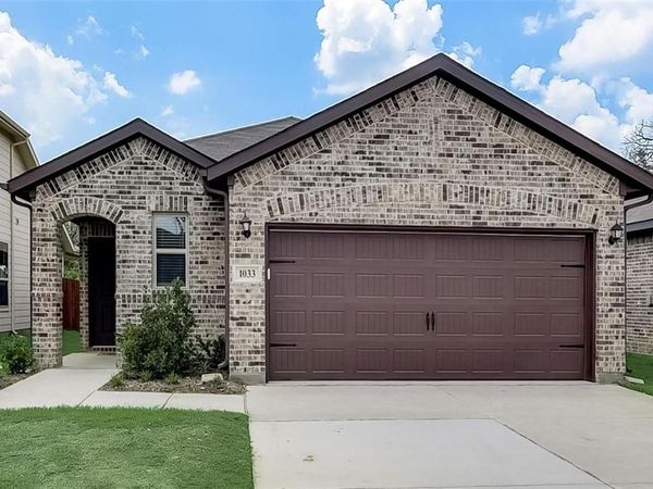 1033 King Street, Aubrey, TX 76227