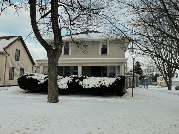 601 N Thoman, Crestline, OH 44827