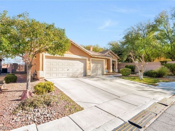 4460 Patriot Cannon Street, North Las Vegas, NV 89031