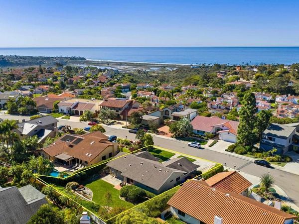 2021 Bruceala Court, Cardiff By The Sea, CA 92007