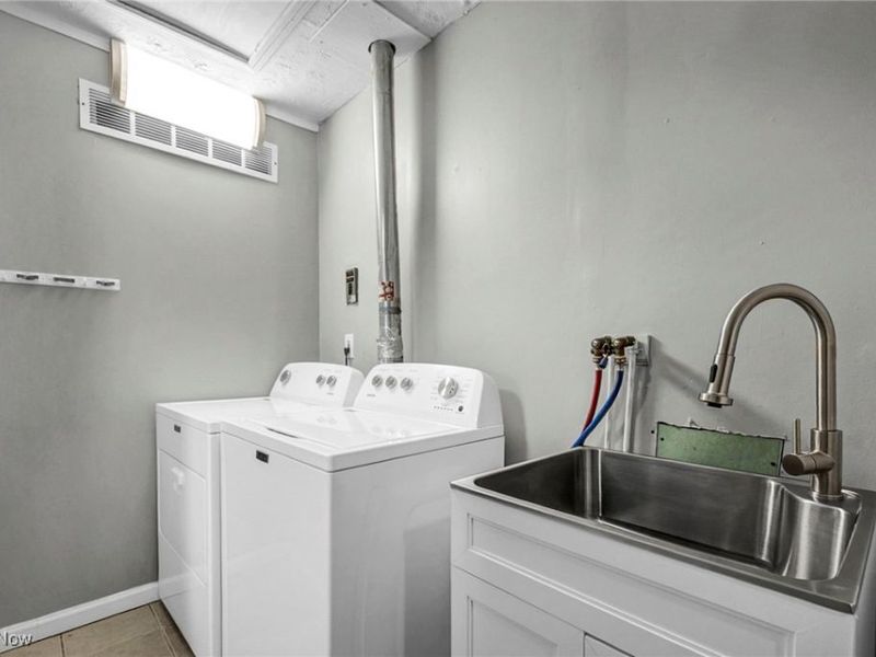 12112 Carrington Avenue, Cleveland, OH 44135 Photo 19