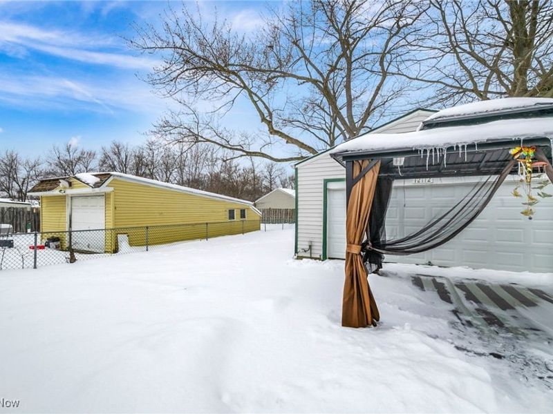 12112 Carrington Avenue, Cleveland, OH 44135 Photo 25