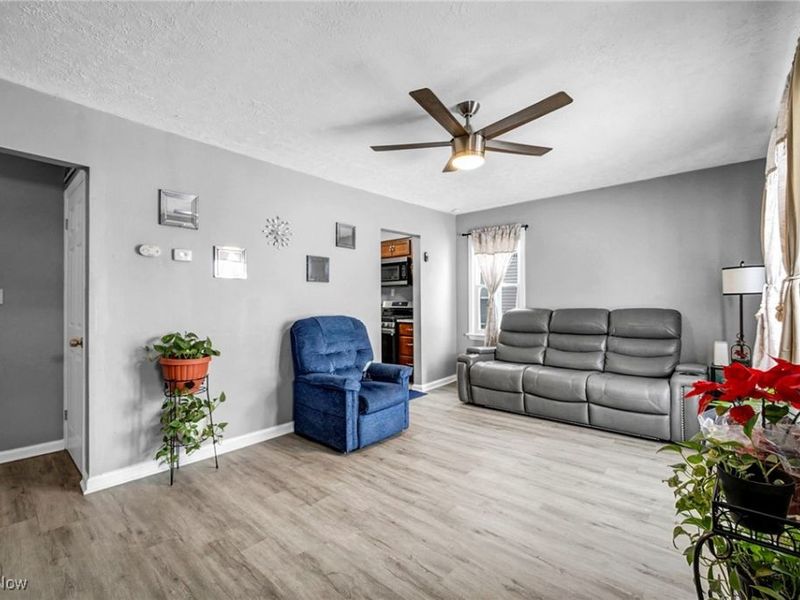 12112 Carrington Avenue, Cleveland, OH 44135 Photo 6