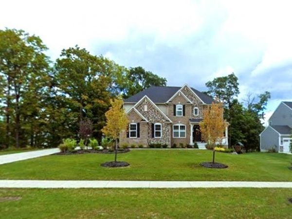 12554 Meadowview Drive, North Royalton, OH 44133