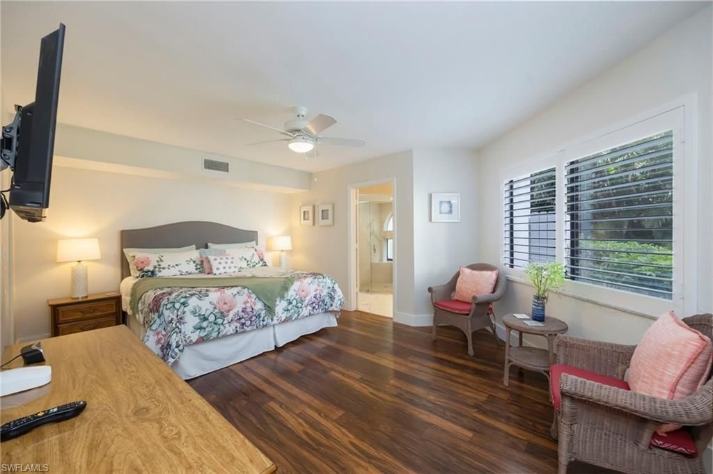 592 Beachwalk Cir, Unit N105, Naples, FL 34108 Photo