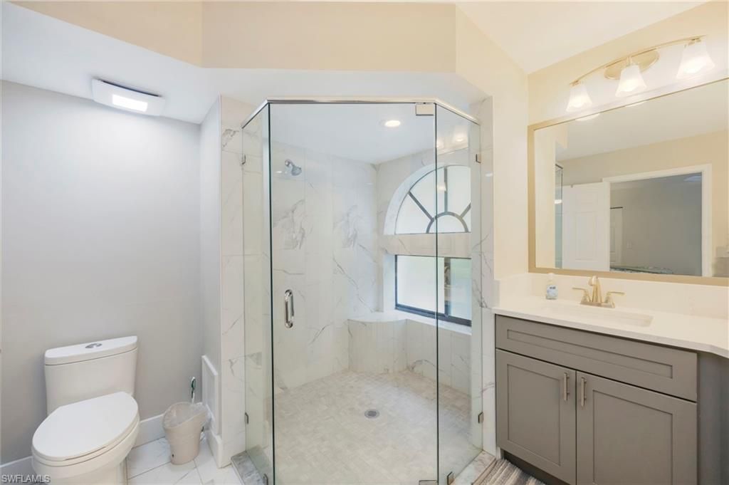 592 Beachwalk Cir, Unit N105, Naples, FL 34108 Photo