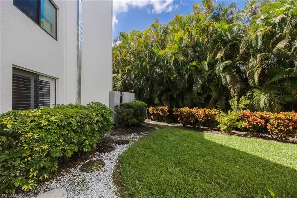 592 Beachwalk Cir, Unit N105, Naples, FL 34108 Photo