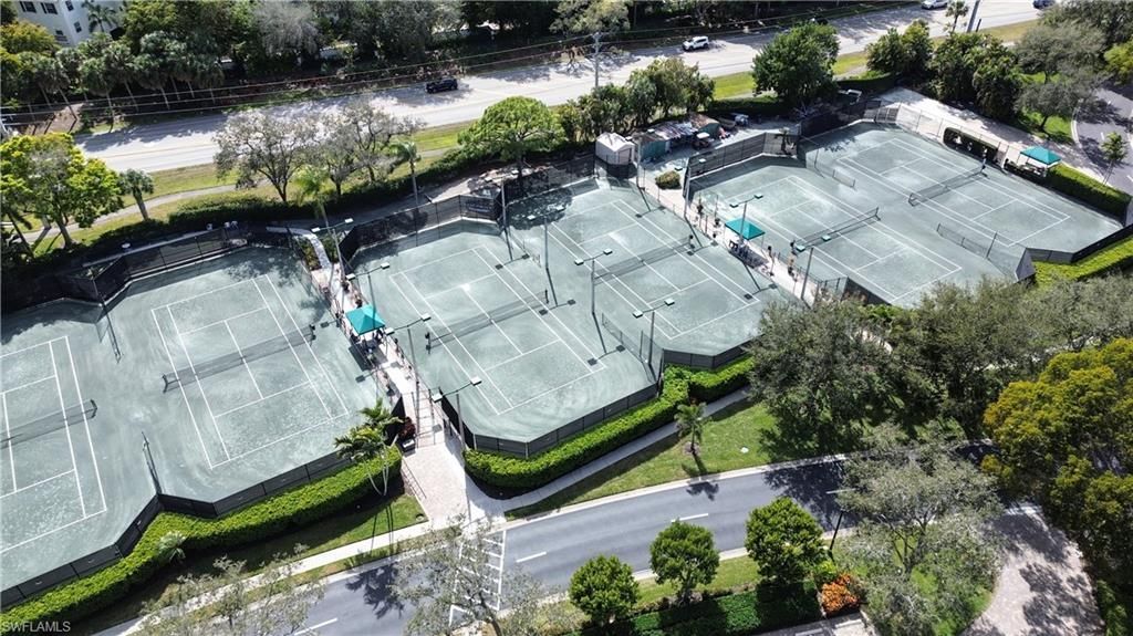 592 Beachwalk Cir, Unit N105, Naples, FL 34108 Photo
