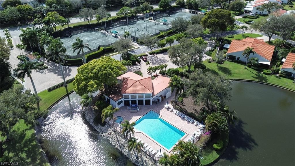 592 Beachwalk Cir, Unit N105, Naples, FL 34108 Photo