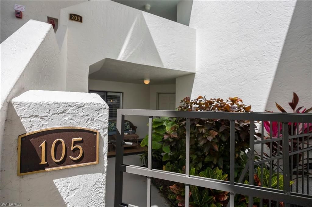 592 Beachwalk Cir, Unit N105, Naples, FL 34108 Photo