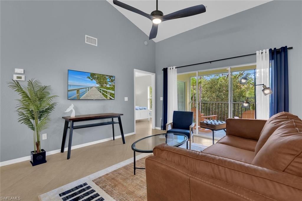 9165 Celeste Dr, Unit 3-303, Naples, FL 34113 Photo