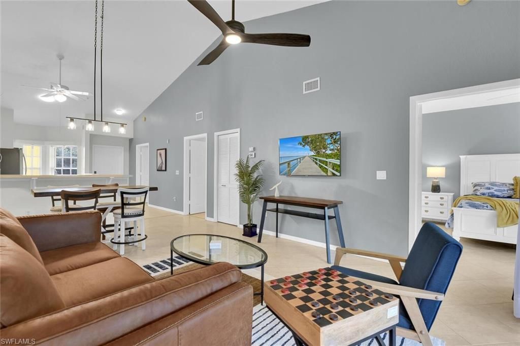9165 Celeste Dr, Unit 3-303, Naples, FL 34113 Photo