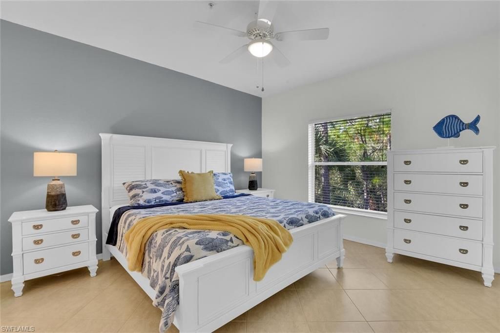 9165 Celeste Dr, Unit 3-303, Naples, FL 34113 Photo