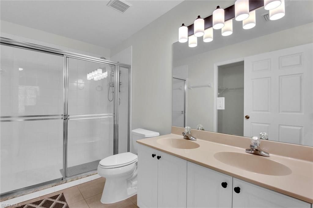 9165 Celeste Dr, Unit 3-303, Naples, FL 34113 Photo