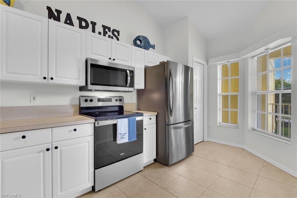 9165 Celeste Dr, Unit 3-303, Naples, FL 34113 Photo