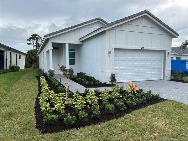 435 SE Via Sangro, Port St Lucie, FL 34952