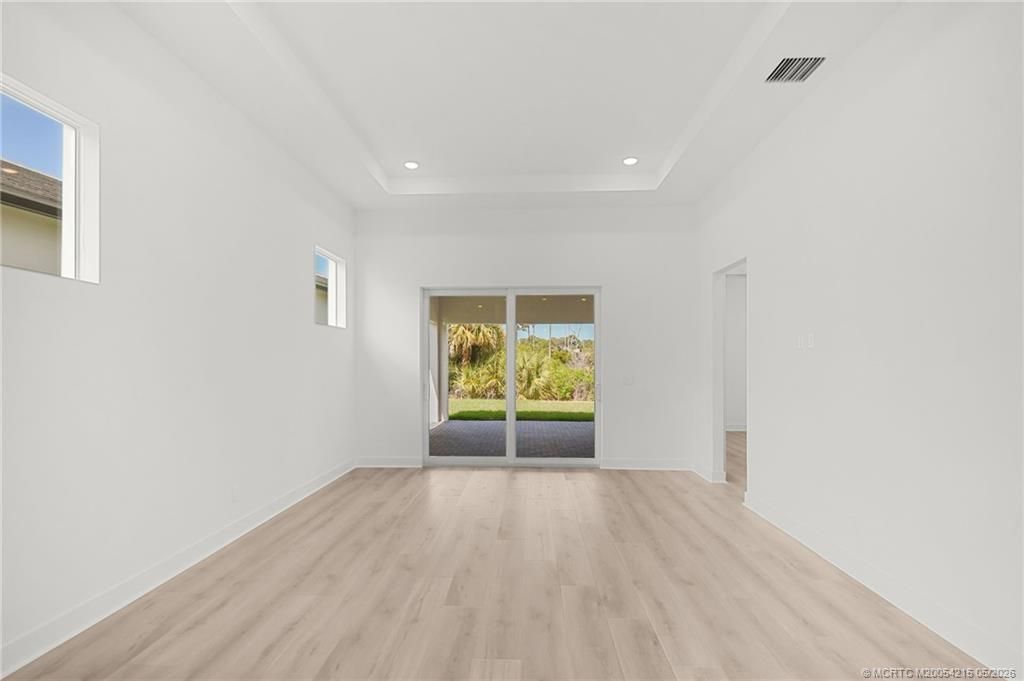 435 SE Via Sangro, Port Saint Lucie, FL 34952 Photo