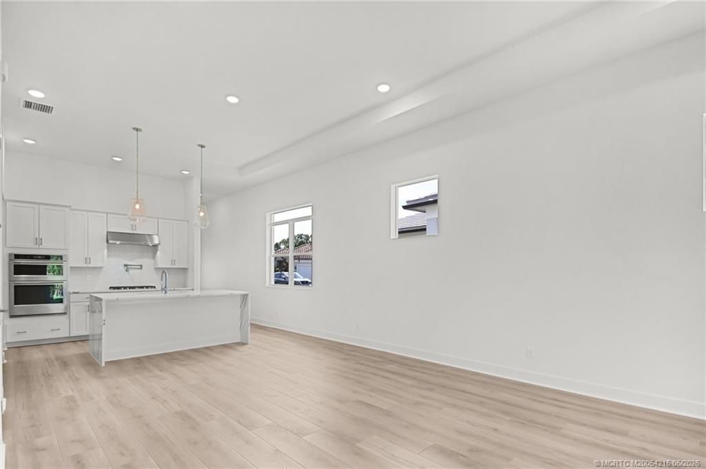 435 SE Via Sangro, Port Saint Lucie, FL 34952 Photo