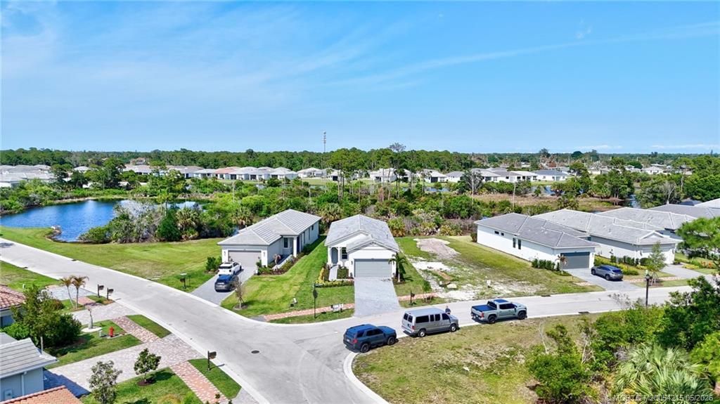 435 SE Via Sangro, Port Saint Lucie, FL 34952 Photo