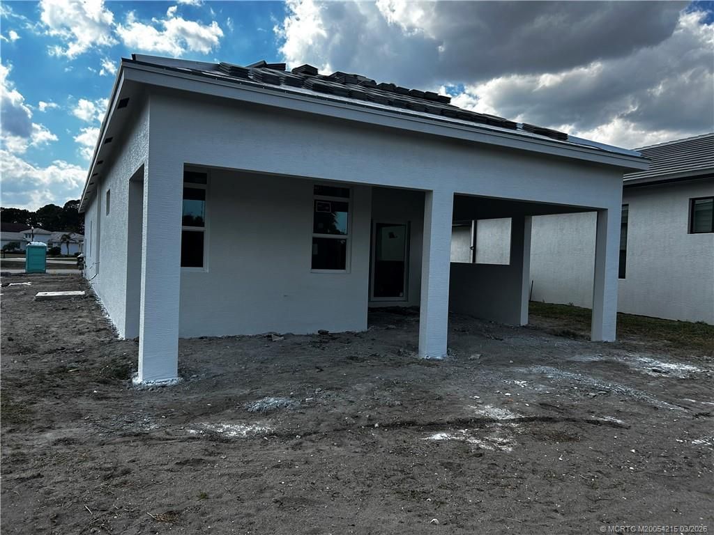 435 SE Via Sangro, Port Saint Lucie, FL 34952 Photo