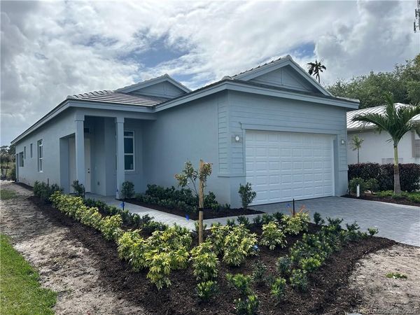 179 SE Via Tirso, Port St Lucie, FL 34952