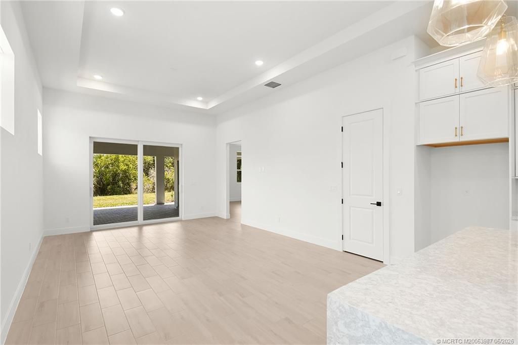 179 SE Via Tirso, Port Saint Lucie, FL 34952 Photo