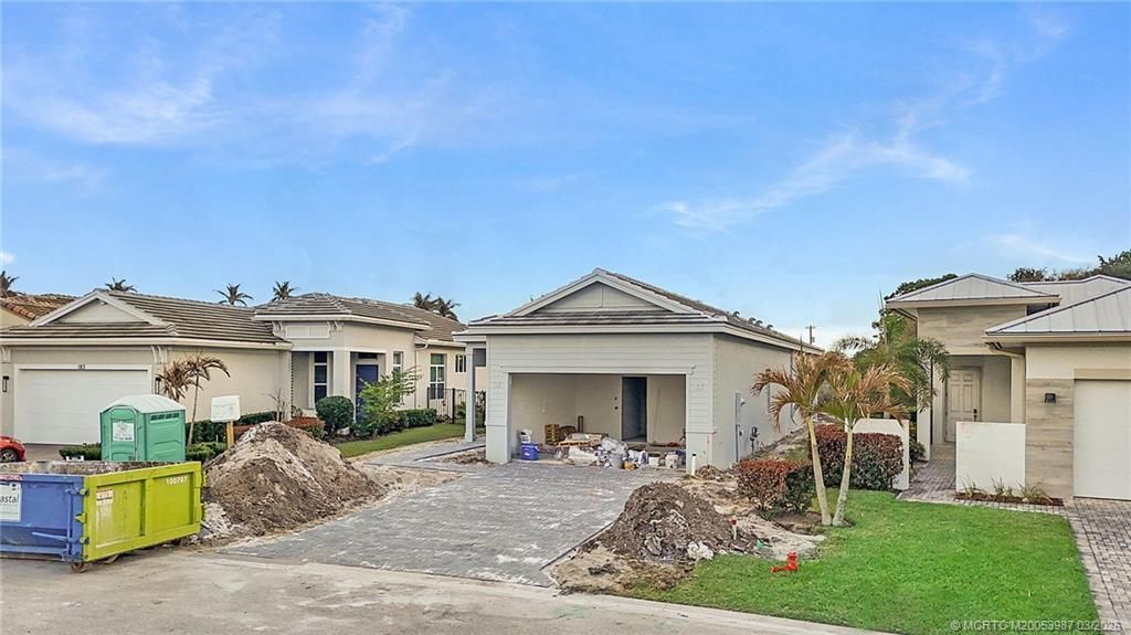 179 SE Via Tirso, Port Saint Lucie, FL 34952 Photo