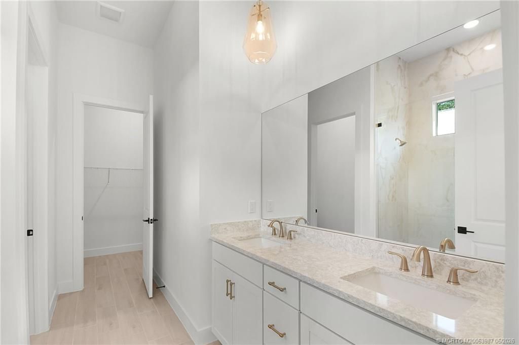 179 SE Via Tirso, Port Saint Lucie, FL 34952 Photo
