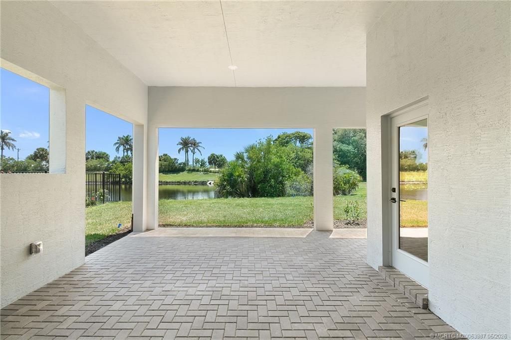 179 SE Via Tirso, Port Saint Lucie, FL 34952 Photo