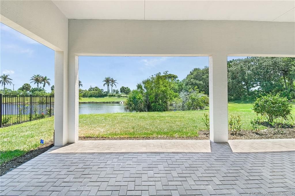 179 SE Via Tirso, Port Saint Lucie, FL 34952 Photo