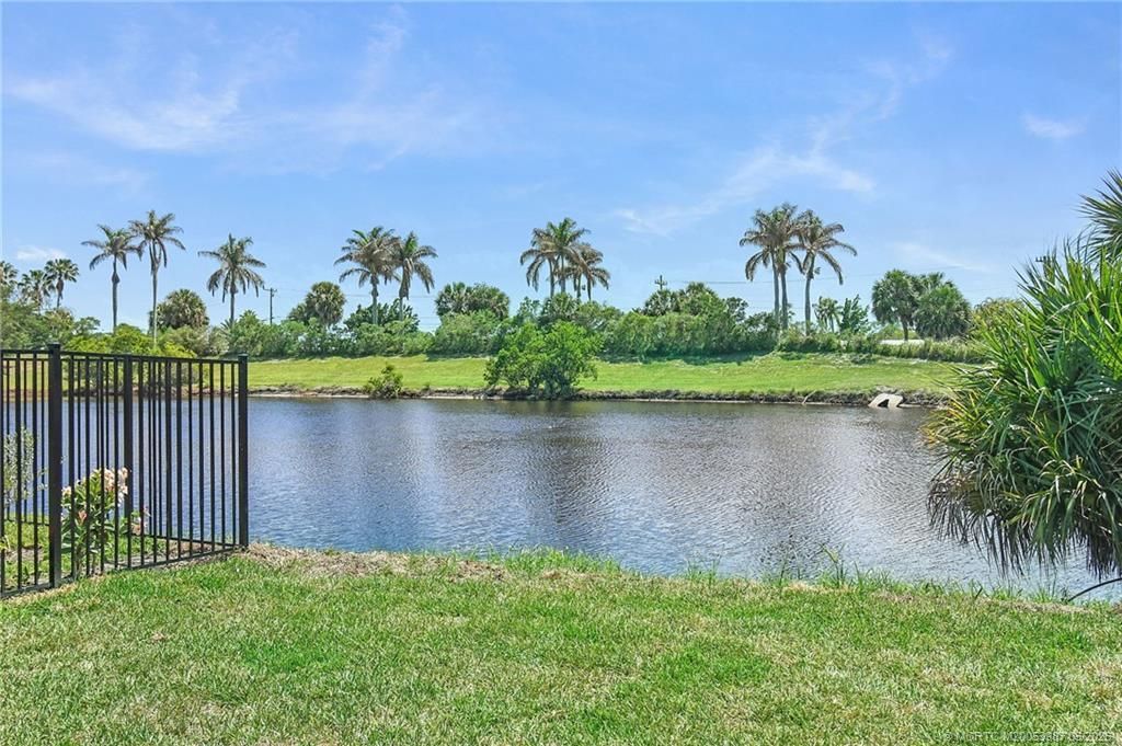 179 SE Via Tirso, Port Saint Lucie, FL 34952 Photo