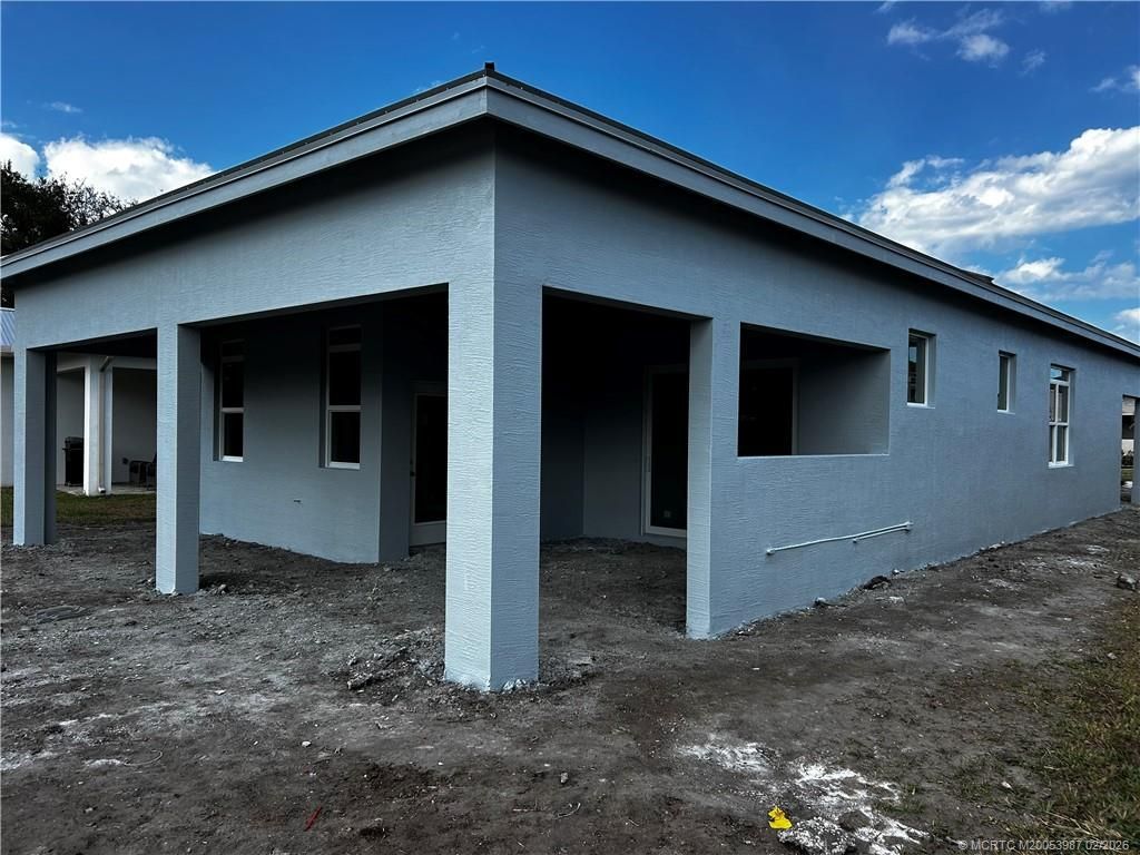 179 SE Via Tirso, Port Saint Lucie, FL 34952 Photo